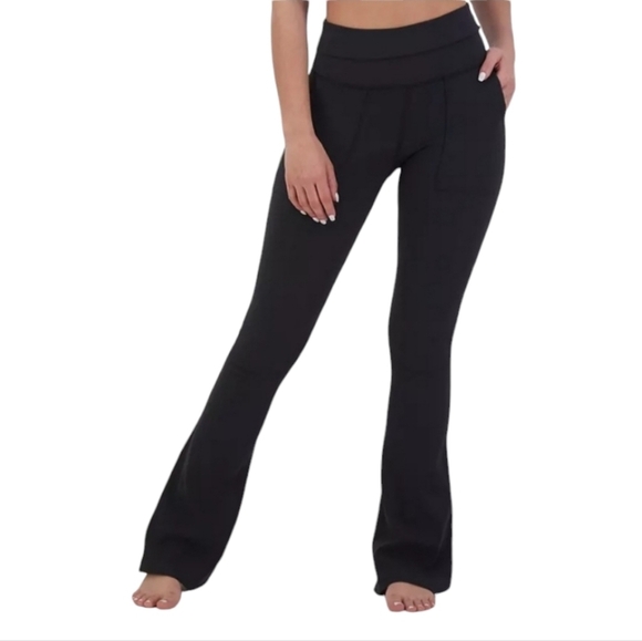 OFFLINE By Aerie Black Ribbed Pocket Foldover Low Rise Flare Legging Size S - Picture 1 of 14
